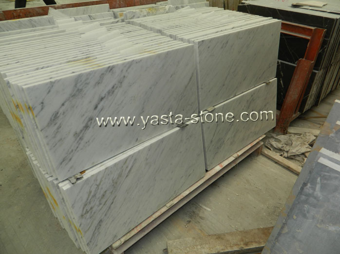 Bevel Vein Carrara